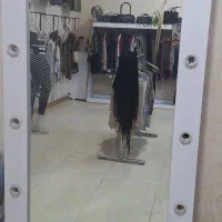 اینه. لامپ دار سرپیچ. لامپا کاملن سالم