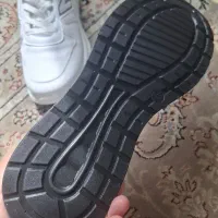 کفش نیوبالانس سفید سایز 44 ، 45|کیف، کفش، کمربند|یزد, |دیوار