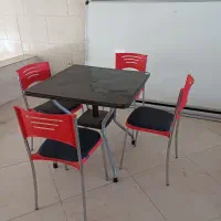 میز و صندلی آشپزخانه