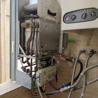 تعمیر آبگرمکن دیواری و تعمیر پکیج ،بخاری... در رشت|خدمات پیشه و مهارت|رشت, معلم|دیوار