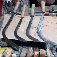 داس و چاقو