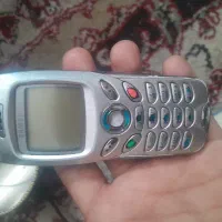 انواع مختلف گوشی و کابل