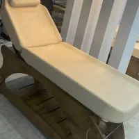 تخت فیشال و میکاپ و ماساژ