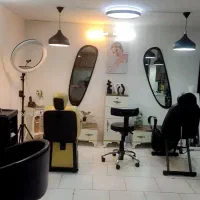 استخدام ناخن کار ، مژه کار ، رنگ کار