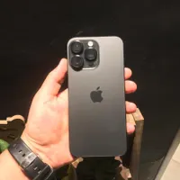 اپل iPhone 15 Pro Max با حافظهٔ ۲۵۶ گیگابایت