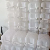 حدود 40تا دبه بیست لیتری