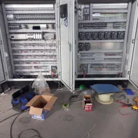 مهندس اتوماسیون صنعتی و برق صنعتی.خدمات برق