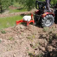 شخم زنی باغات با تراکتور باغی|خدمات باغبانی و درختکاری|مرند, |دیوار