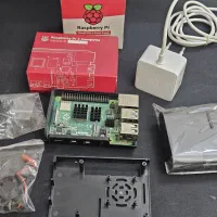 برد رزبری پای 4B رم 2GB ساخت انگلیس با آداپتور