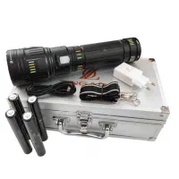 چراغ قوه ۸۰۰متری