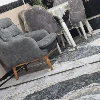 میز و صندلی ناهار خوری در حد نو