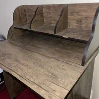 میز تحریر چوبی