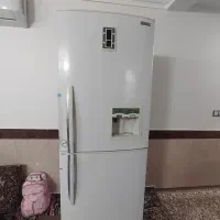 یخچال وفریزرباهم بدون هیچ عیب وایرادی