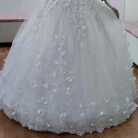 ۱۰عدد لباس عروس فقط با۱۰ میلیون|لباس|باوی, |دیوار