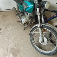 موتورسکلت هندا۱۲۵