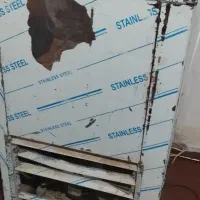 یک عدد دستگاه یخچال یخ دربهشتی به فروش میرسد