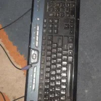 کیبورد کامپیوتر سالم