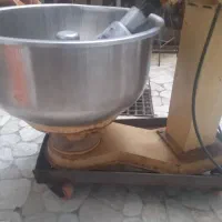خمیرزن ۵ کیلویی