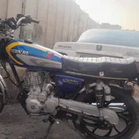 موتورسیکلت ۲۰۰