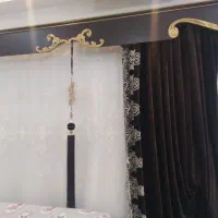 پرده همراه با والن ومدال وکتیبه