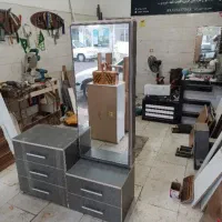 تخت خواب یک نفره ودراور میز ارایش