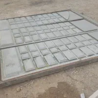 درب سه لنگه آهنی با چارچوب