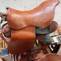 زین چرم طبیعی