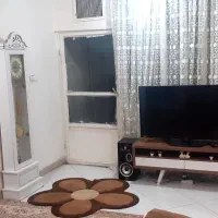 رهن و اجاره با ۵۰ تومن  طبقه ۴