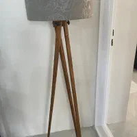 آباژور پایه چوبی