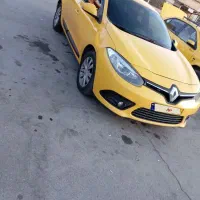 تاکسی بین شهری رنو فلوئنس