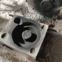 استخدام سنگزن و شات زن در ریخته گری