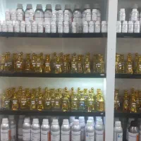 فروشنده عطر آقا و کمک حسابدار و فروشنده خانم