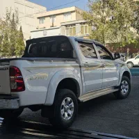 تویوتا هایلوکس 2013