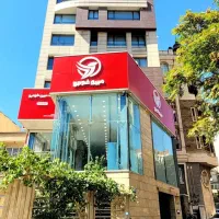 کارشناس فروش خانم (مبین خودرو ماندگار)