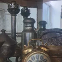 انواع وسایل قدیمی وعتیقه|کلکسیون اشیاء عتیقه|آباده, |دیوار