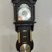 ساعت دیواری و تابلو