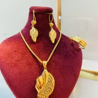 نیمست زمانی|جواهرات|بافق, |دیوار