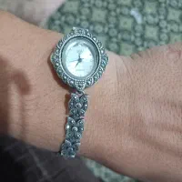 ساعت زنانه اصلی رنگ سابت نقره ای مهره تراش
