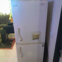 ۲ عدد یخچال دو درب  و فروش  تمام لوازم منزل