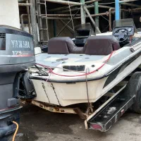 قایق آمریکایی