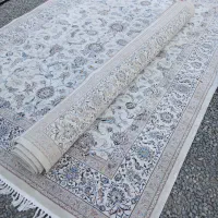 فرش ۹ متری ایراد دار یک عدد