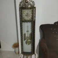 ساعت ایستاده برنزی