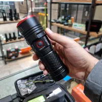 چراغ قوه شارژی دوربرد زوم دار اسمالسان t229