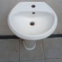 روشویی پایه دار