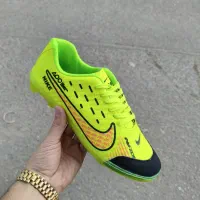 انواع کتونی فوتبال(تک به قیمت عمده)