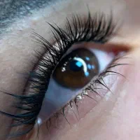 خدمات تخصصی مژه