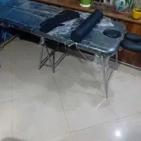 تخت ماساژور همراه ماساژور گان . ماساژور