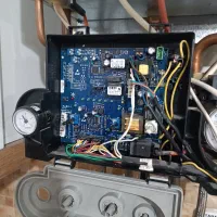 تعمیر پکیج ، آبگرمکن وبخاری|خدمات پیشه و مهارت|شاهینشهر, نظامی|دیوار