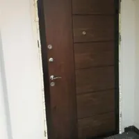 نصاب درب ضد سرقت و فرم و پنجره وبناصفت تحویل فوری