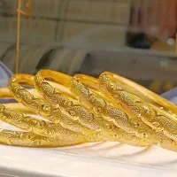 تمامی طلا ویترین فقط و فقط از ۵ درصد طلا کم اجرت|جواهرات|اصفهان, لاله|دیوار